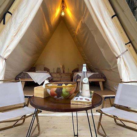 Husaak Glamping Otel El-Ula Dış mekan fotoğraf
